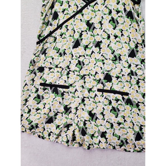 French Connection Romper Women Sz 2 Multi Floral Viscose Sleeveless Wrap V Neck‎ - Picture 6 of 7